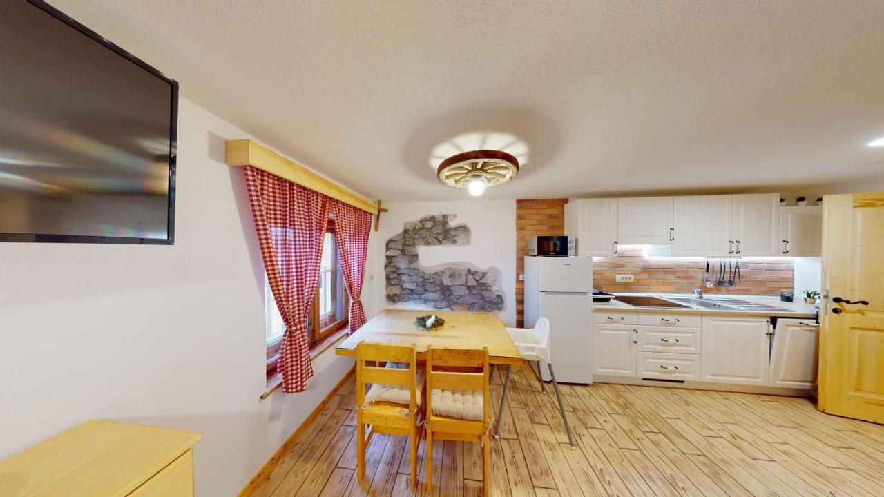 Hisa Margit, Ratece 150 Appartement Buitenkant foto